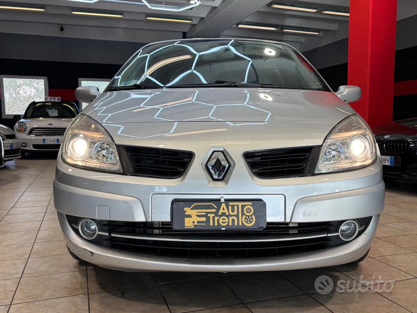 Renault Scenic 2008 photo 2