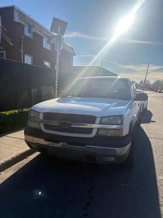 Chevrolet Silverado 1500 2004 photo 2