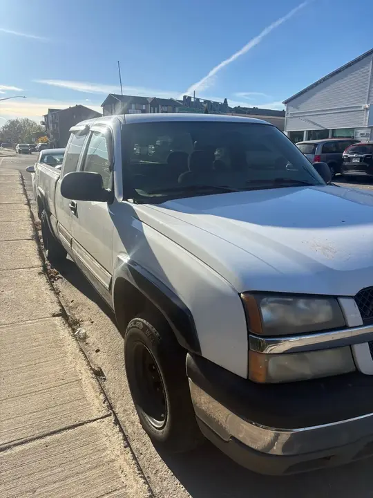 Chevrolet Silverado 1500 2004 photo 3