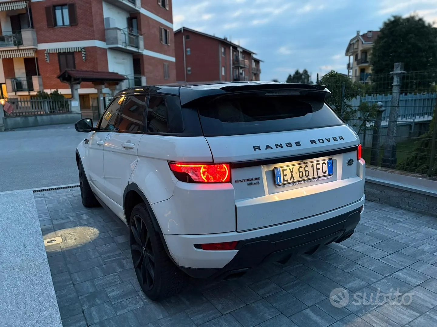 Land Rover Evoque 2014 photo 4
