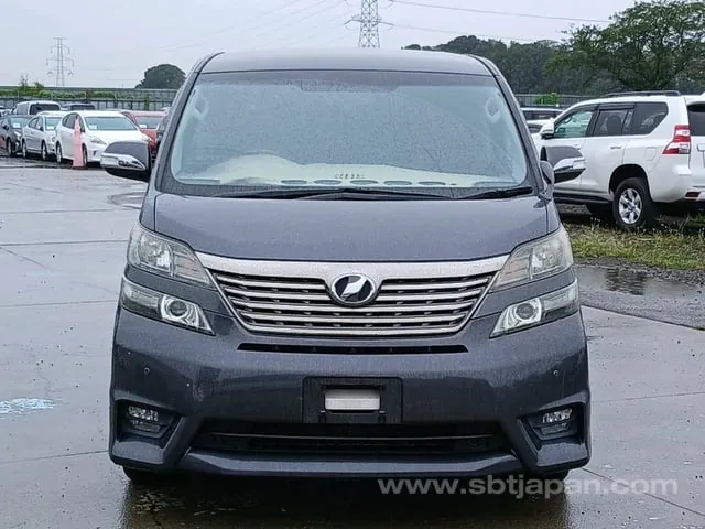 Toyota Vellfire 2009 photo 2
