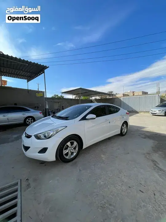 Hyundai Avante 2012 photo 3