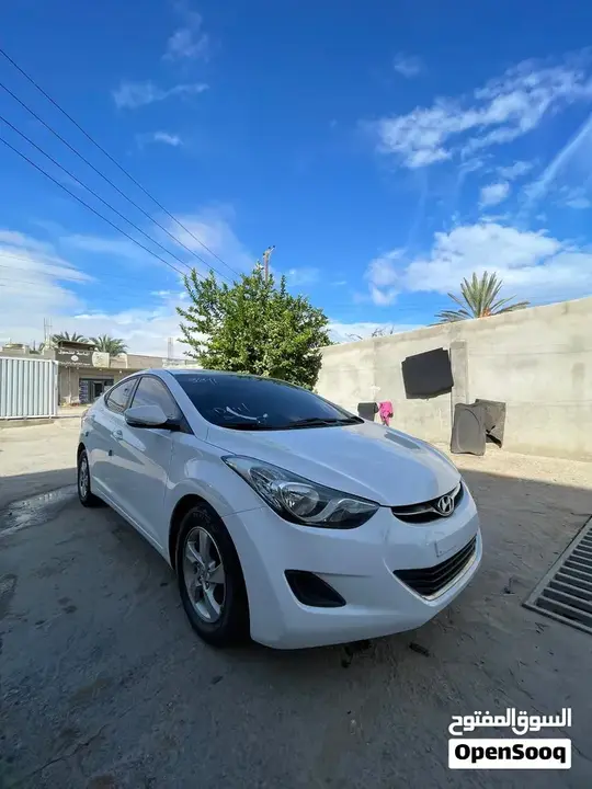 Hyundai Avante 2012 photo 2