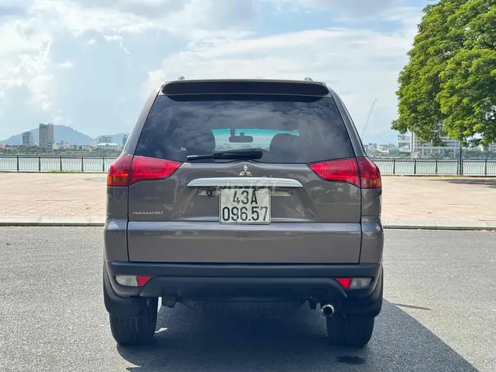 Mitsubishi Pajero Sport 2013 photo 4