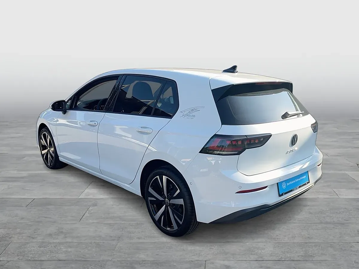 Volkswagen Golf 2026 photo 3