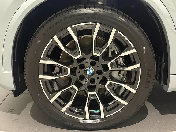 BMW X5 2025 photo 5