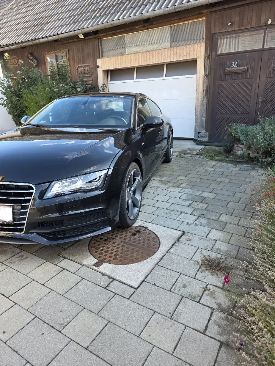 Audi A7 2011 photo 3
