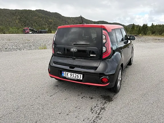 Kia Soul 2018 photo 4