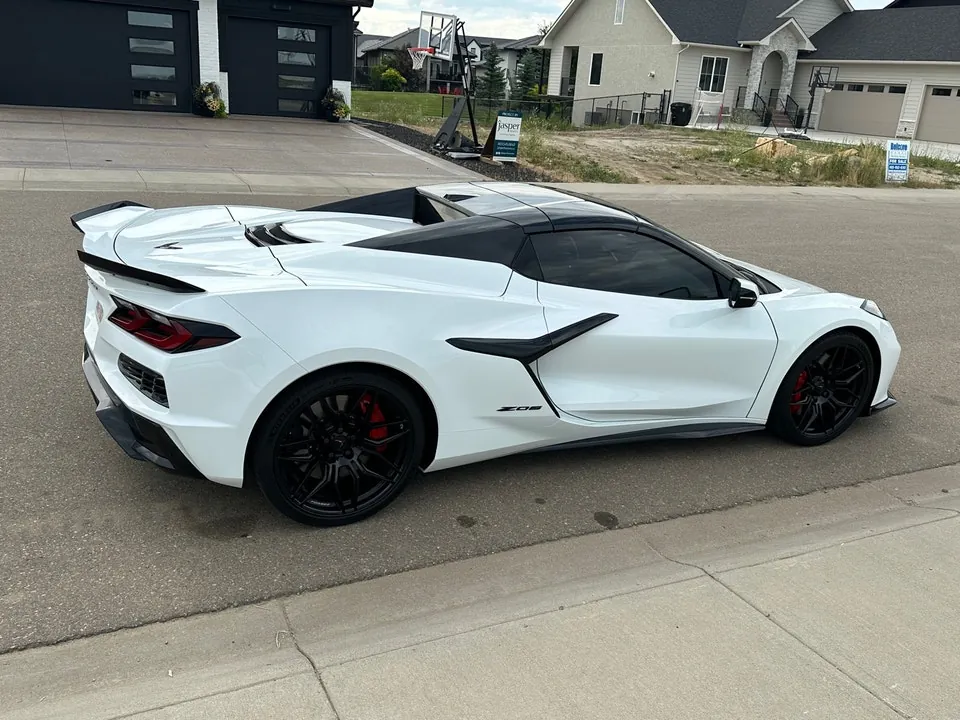 Chevrolet Corvette 2023 photo 5
