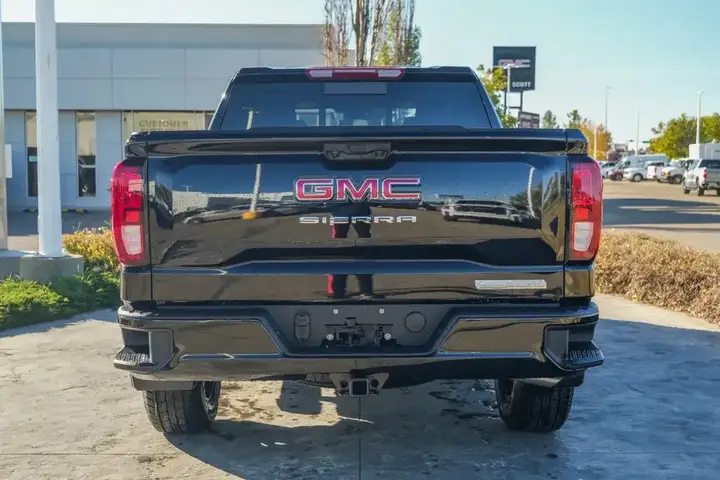 GMC Sierra 1500 2026 photo 3