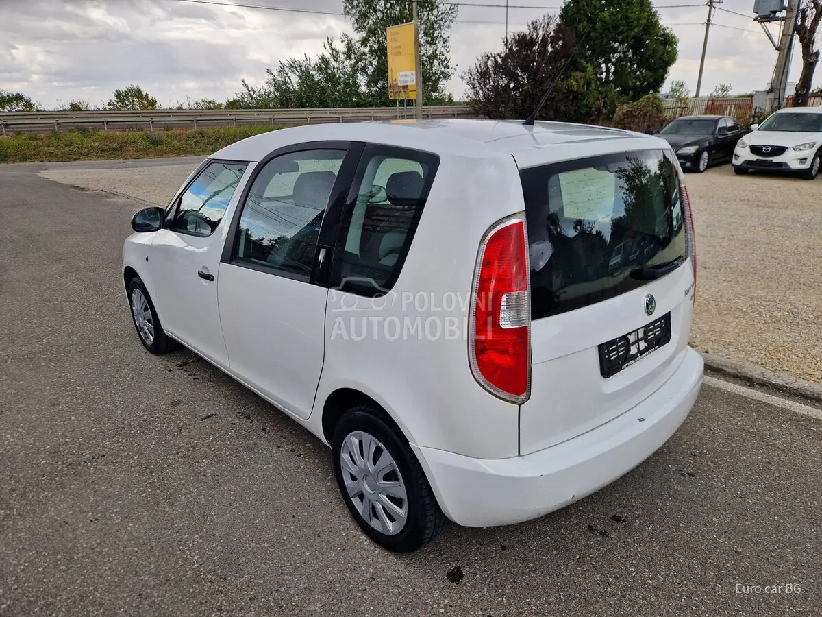 Skoda Roomster 2011 photo 5