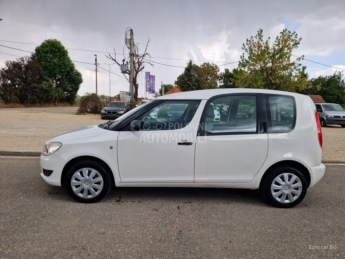 Skoda Roomster 2011 photo 3