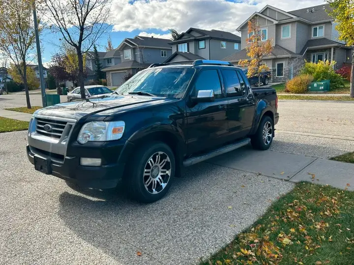 Ford Explorer Sport Trac