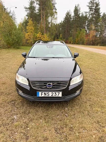 Volvo V70 2015 photo 3