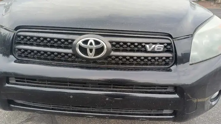 Toyota Rav4 2007 photo 2