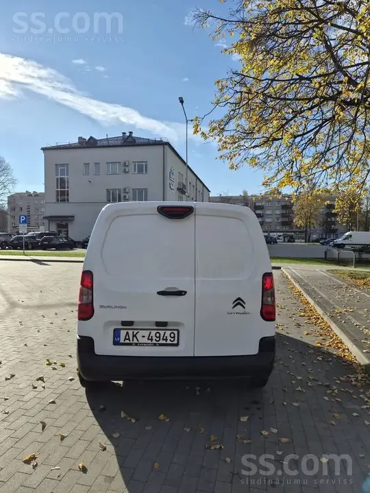 Citroen Berlingo 2021 photo 2