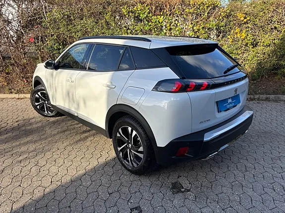 Peugeot 2008 2021 photo 3