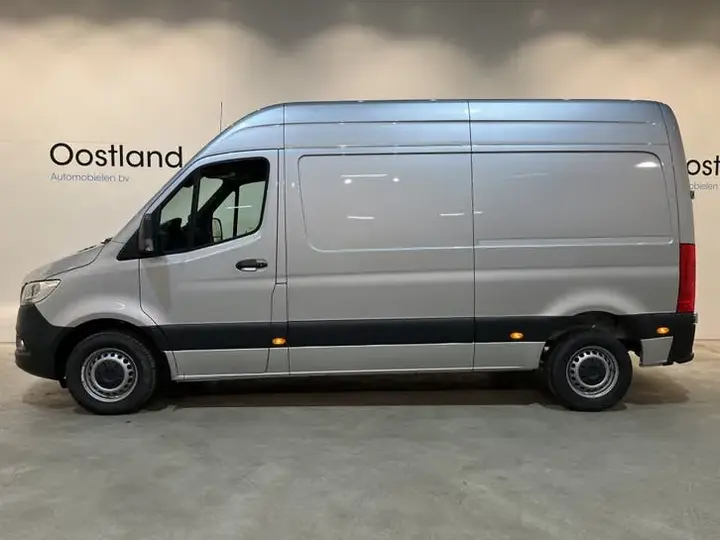 Mercedes-Benz Sprinter 2023 photo 4