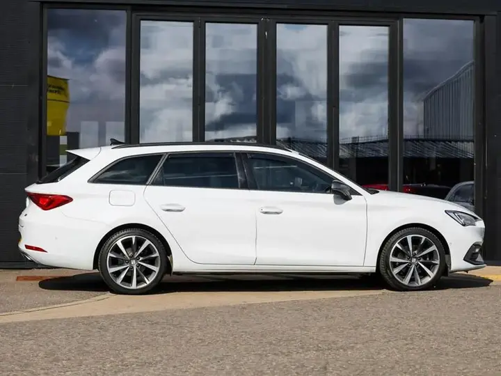 Seat Leon 2021 photo 4