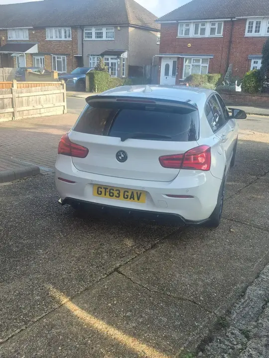 BMW 1 Series 2016 photo 2