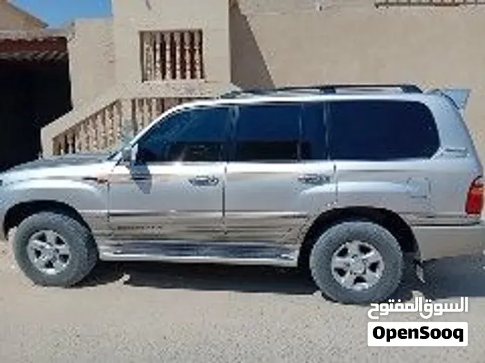 Toyota Land Cruiser 1999 photo 2