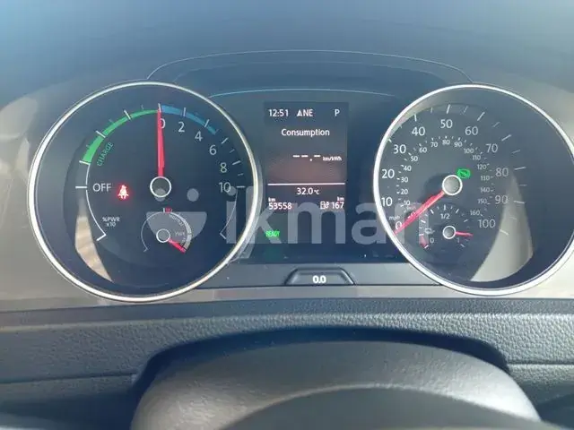 Volkswagen E-Golf 2014 photo 5