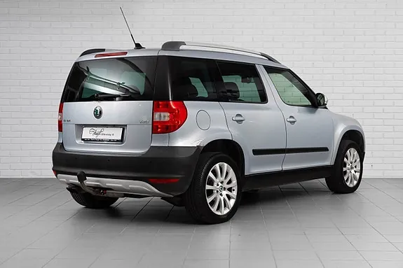 Skoda Yeti 2011 photo 2