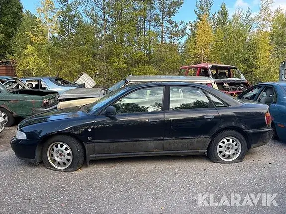 Audi A4 1996 photo 2