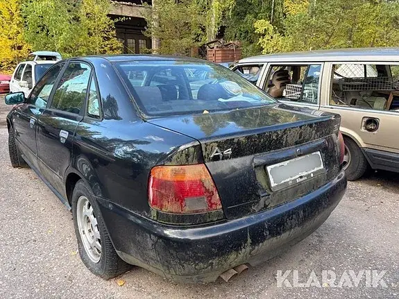 Audi A4 1996 photo 3