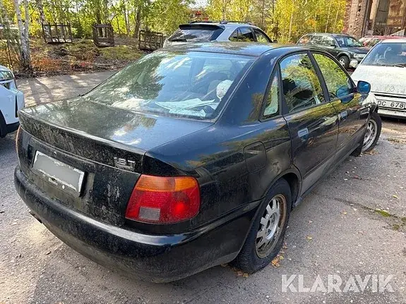 Audi A4 1996 photo 4