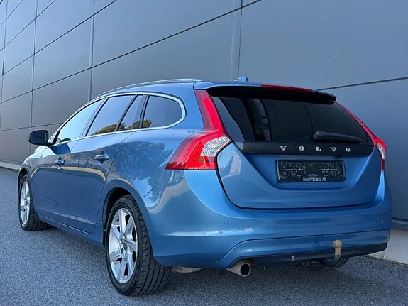 Volvo V60 2014 photo 5