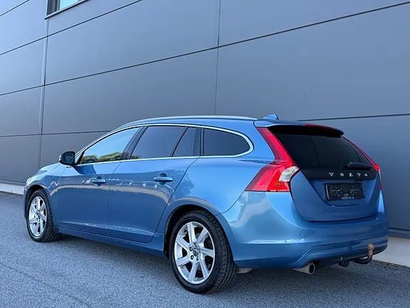Volvo V60 2014 photo 4