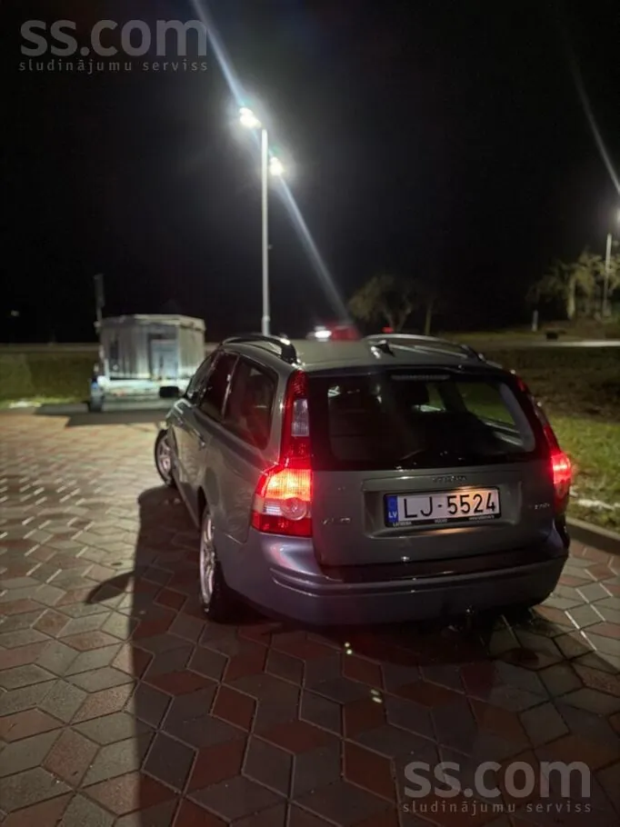 Volvo V50 2005 photo 3