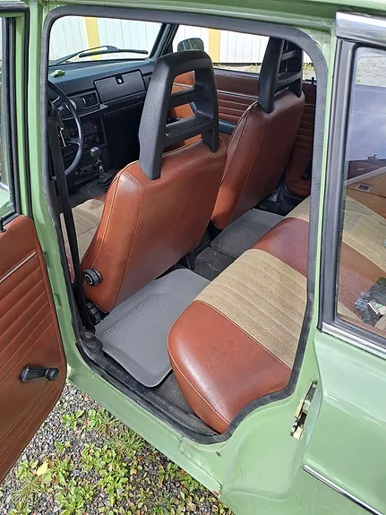 Volvo 244 1976 photo 4