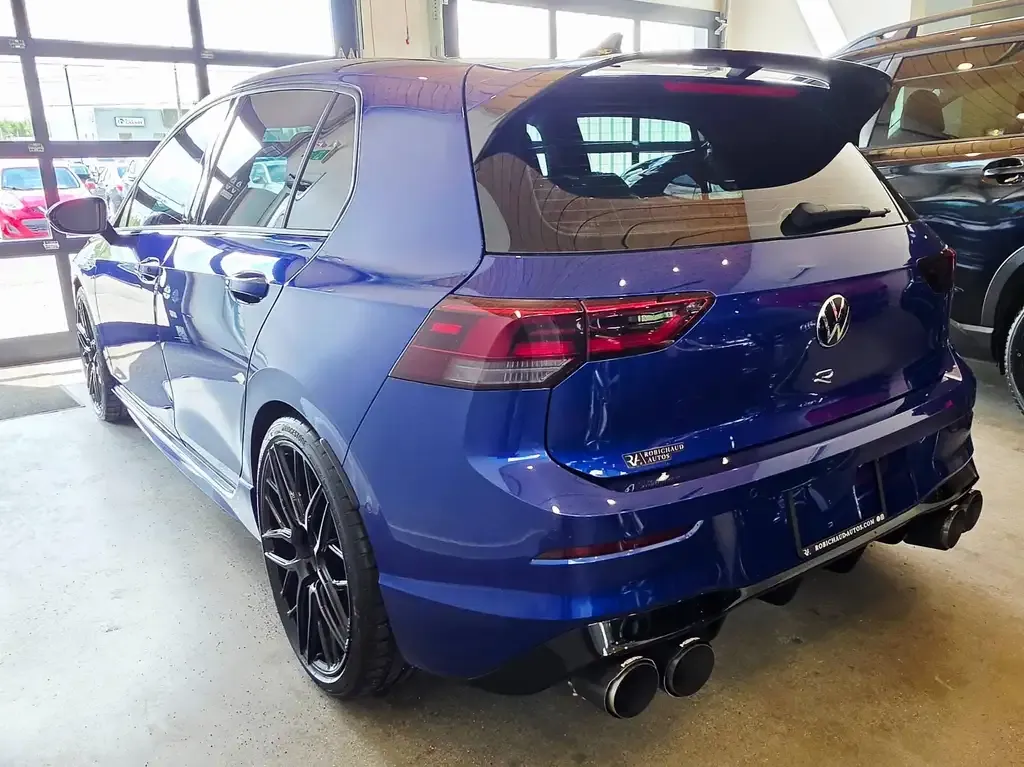 Volkswagen Golf R 2024 photo 3