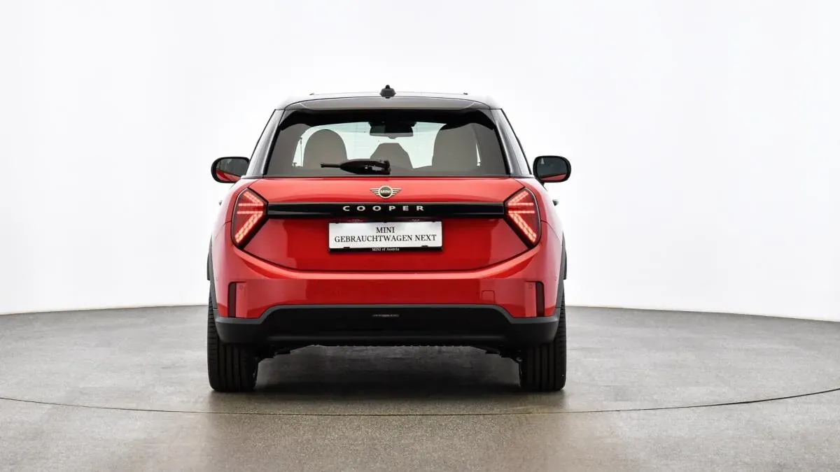 Mini Cooper 2025 photo 2