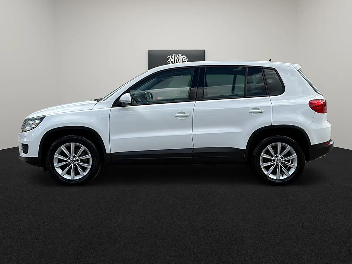 Volkswagen Tiguan 2012 photo 2