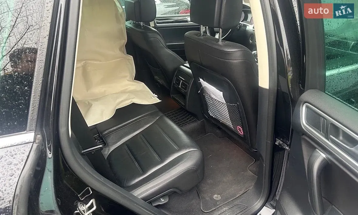 Volkswagen Touareg 2015 photo 3