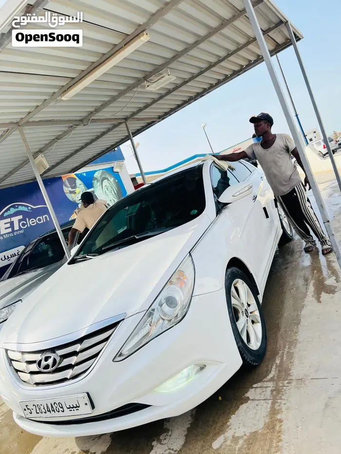 Hyundai Sonata 2012 photo 2