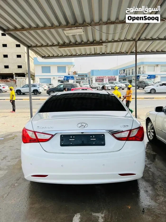 Hyundai Sonata 2012 photo 4