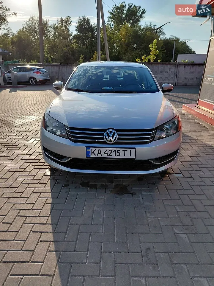 Volkswagen Passat 2013 photo 3
