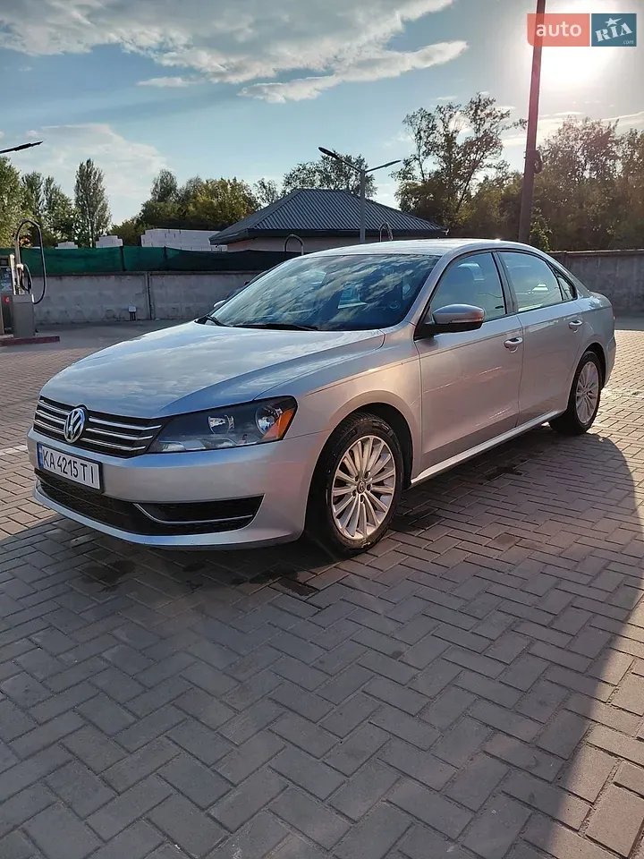 Volkswagen Passat 2013 photo 2