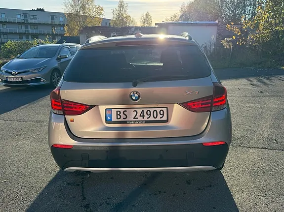 BMW X1 2011 photo 2