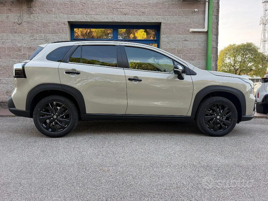 Suzuki S-Cross photo 2