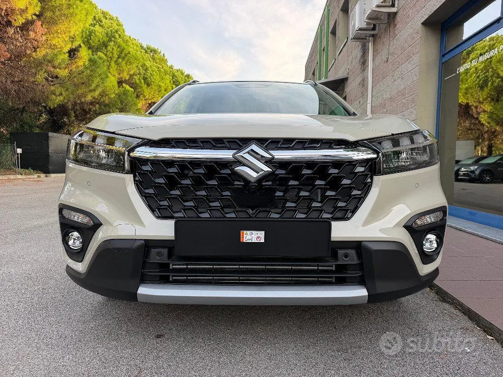 Suzuki S-Cross photo 3