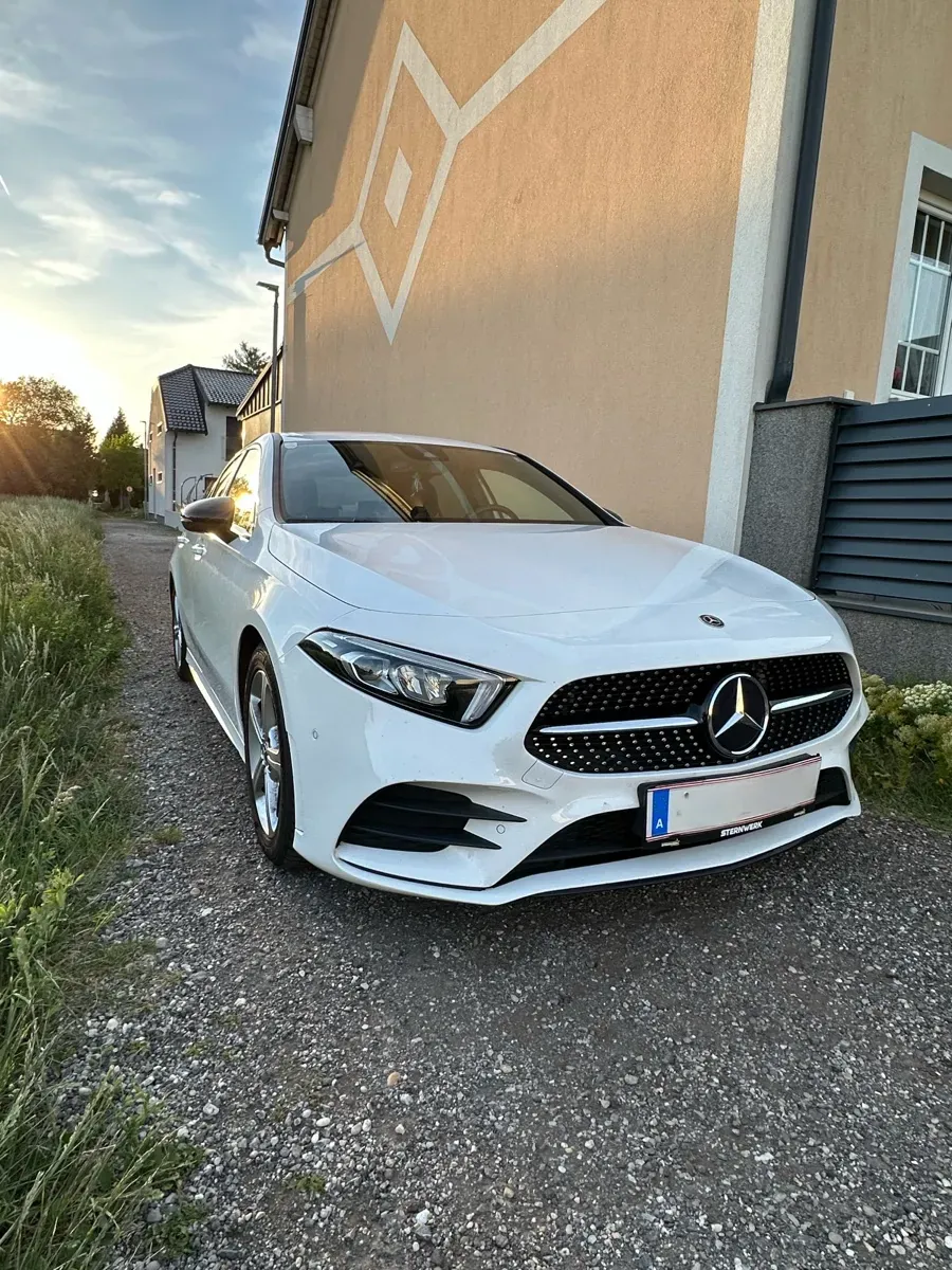 Mercedes-Benz A-Class 2019 photo 3