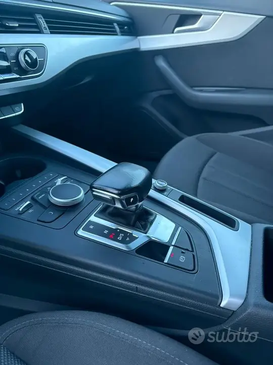 Audi A4 2018 photo 3