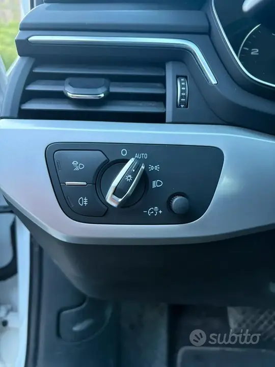 Audi A4 2018 photo 5