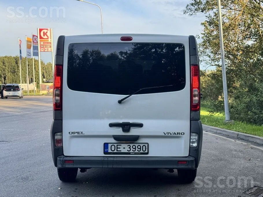Opel Vivaro 2007 photo 3