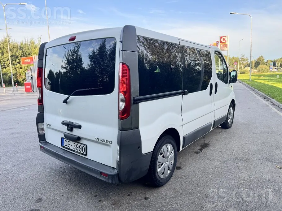Opel Vivaro 2007 photo 4